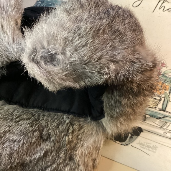 Yukon Tracks | Rabbit Fur
Trapper Hat | Black | Youth Large |Unisex - Picture 15 of 16